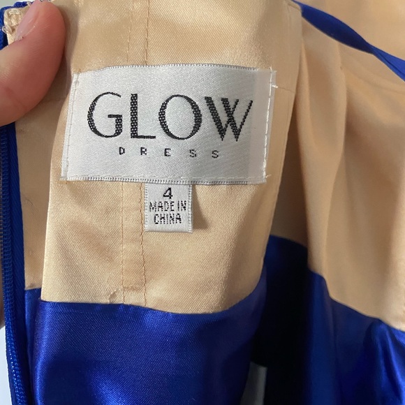 Prom dress from David’s bridal. It’s in perfect condition and it has pockets. - Picture 7 of 10